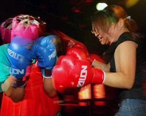 如何表達(dá)“郁積的憤懣”？